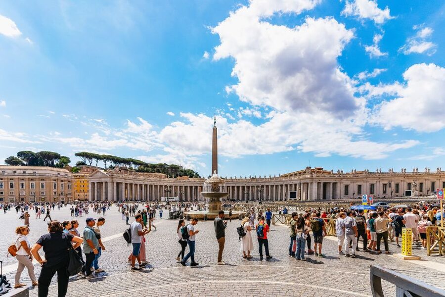 Rome: St. Peter's Basilica, Square and Grottoes Guided Tour - The dome and the limits of what is included