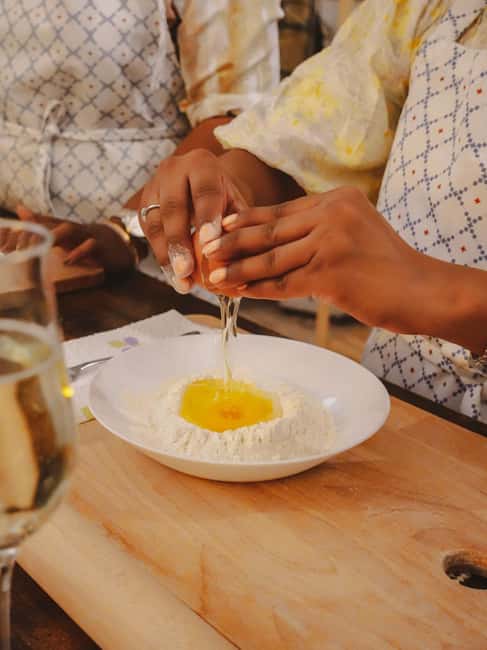 Rome: Traditional Pasta, Spritz & Tiramisu Cooking Class - What this Rome cooking class actually offers
