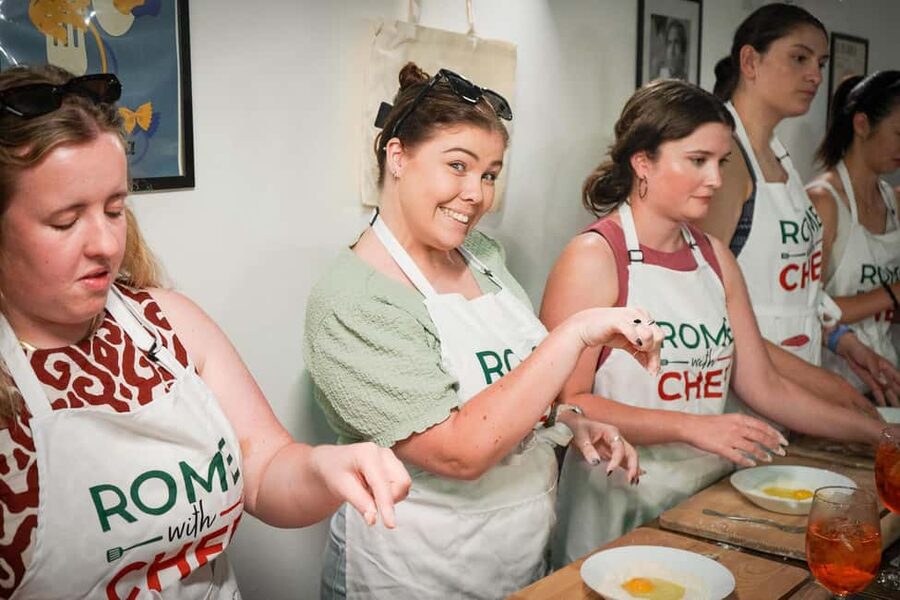 Rome: Traditional Pasta with Cocktails Cooking Class - Booking details worth knowing