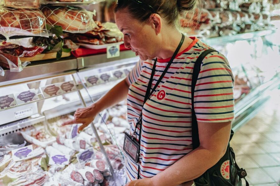 Rome: Trastevere or Jewish Quarter Street Food Tour - Via dei Chiavari and the Jewish Ghetto