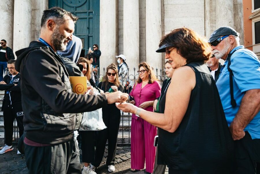 Rome: Trevi Fountain and Underground Guided Tour - Twenty minutes with the Trevi Fountain