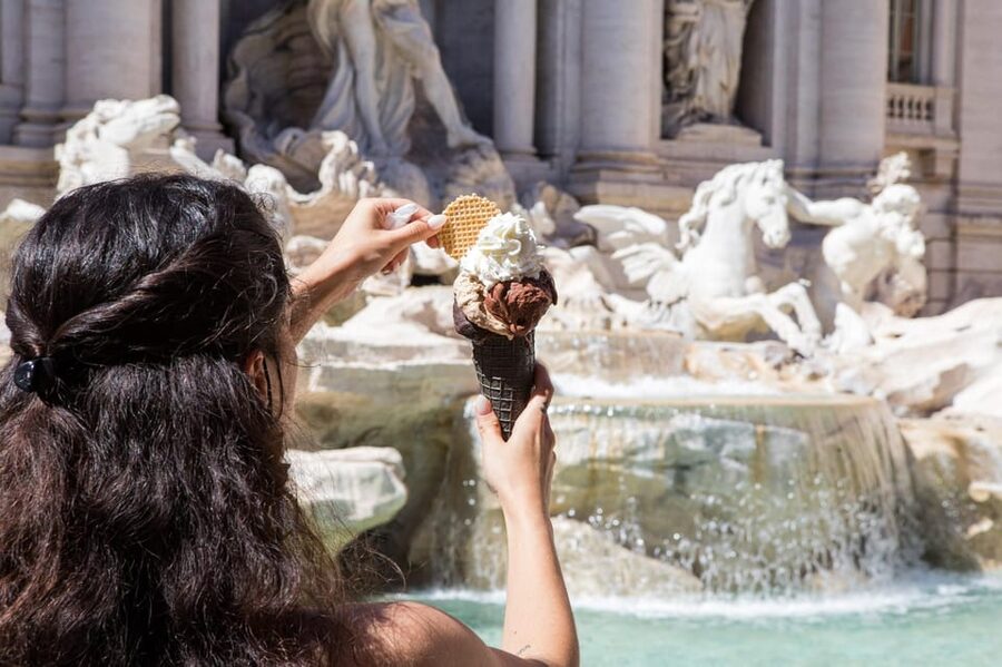 Rome: Trevi Fountain District Underground Tour and Ice Cream - Meeting at Vicolo del Puttarello 25