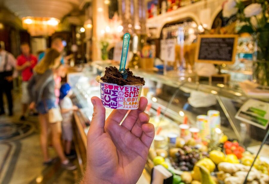 Rome: Trevi Fountain, Spanish Steps & Pantheon Walking Tour - Why this Rome walk works so well