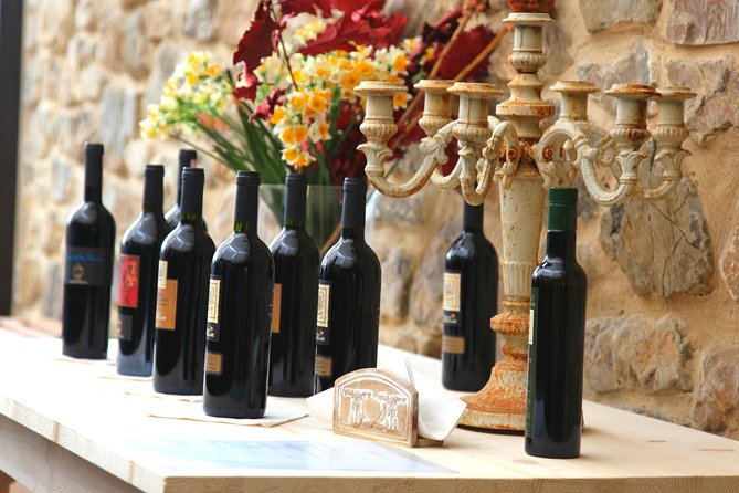 Rome: Tuscany & Montepulciano Day Trip with Lunch & Wine Tasting - Lunch at the farm: the tour’s most uneven element