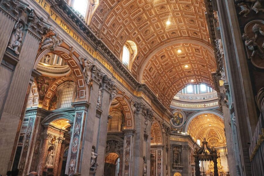 Rome: Vatican Museums and Sistine Chapel Guided Tour - Entering the Vatican Museums with reserved access