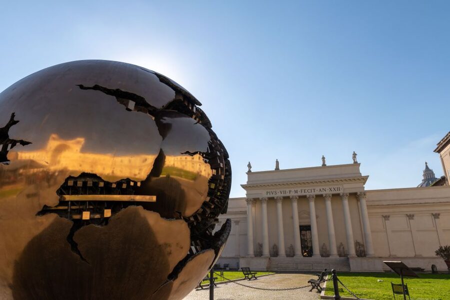 Rome: Vatican Museums, Sistine Chapel, and Basilica Tour - The Gallery of Tapestries and Renaissance detail