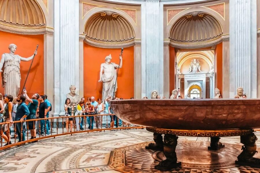 Rome: Vatican Museums, Sistine Chapel & Basilica Tour - Why a Vatican guide helps