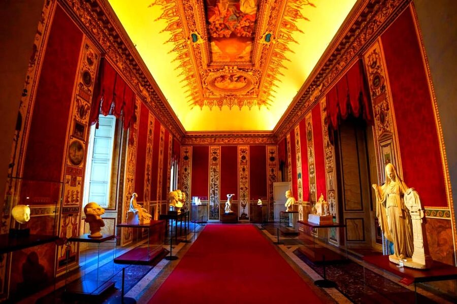 Rome: Vatican Museums & Sistine Chapel Ticket + Tour Options - Choosing between entry, audio, and a live guide