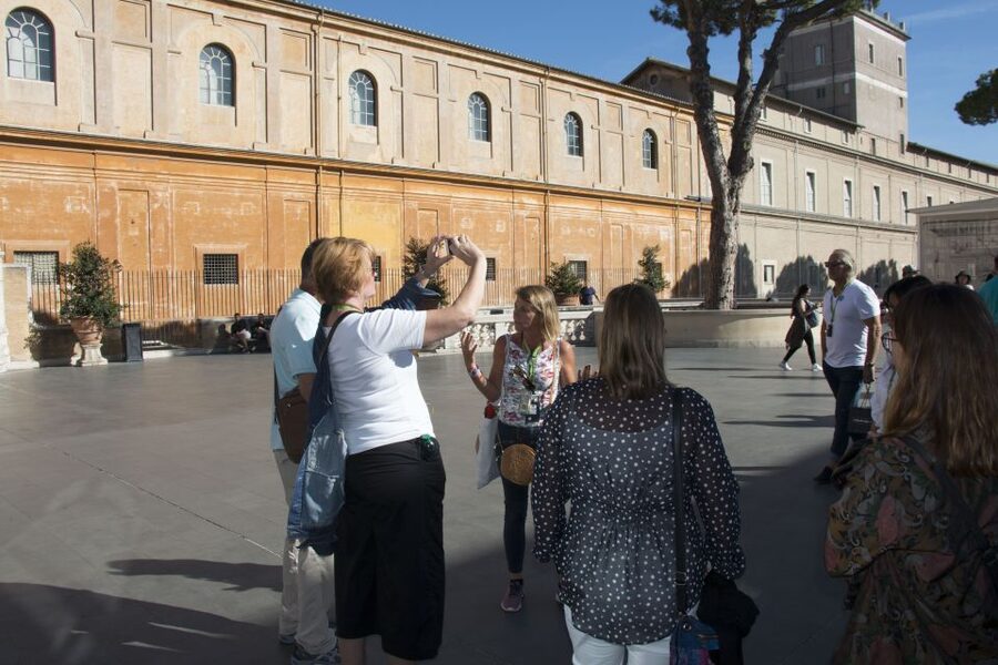 Rome: Vatican Museums, Sistine Chapel Tour & Basilica Access - The Gallery of Maps and the textile gallery