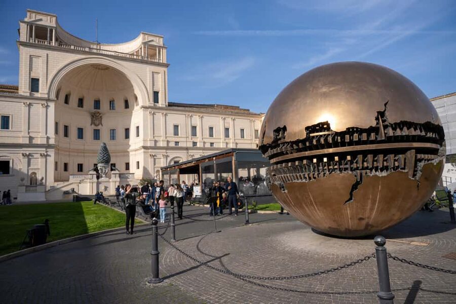 Rome: Vatican Museums & Sistine Chapel Tour with Fast Entry - Key points at a glance