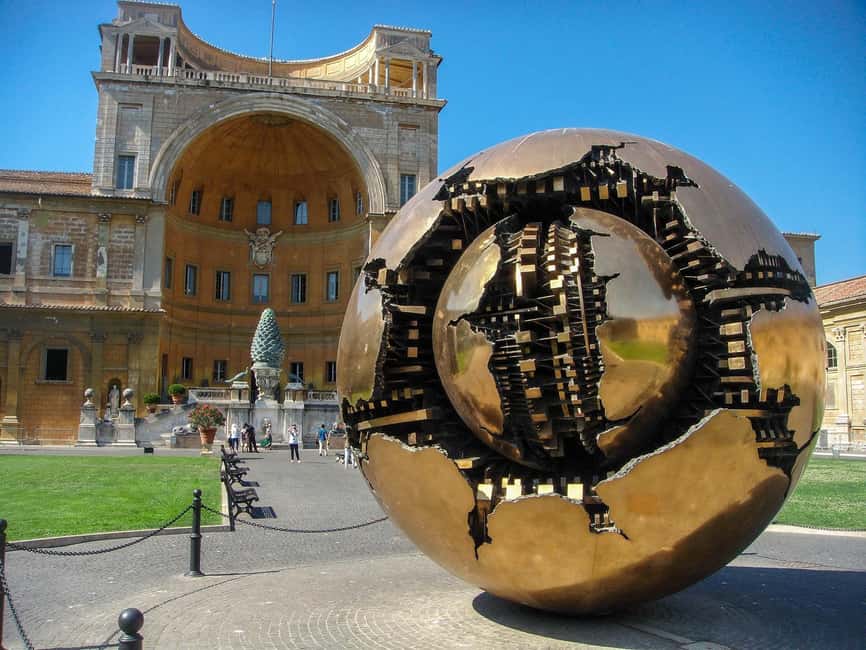Rome: Vatican Museums Skip-the-line Entry Ticket and Tour - Finding the host beside Caffè Vaticano