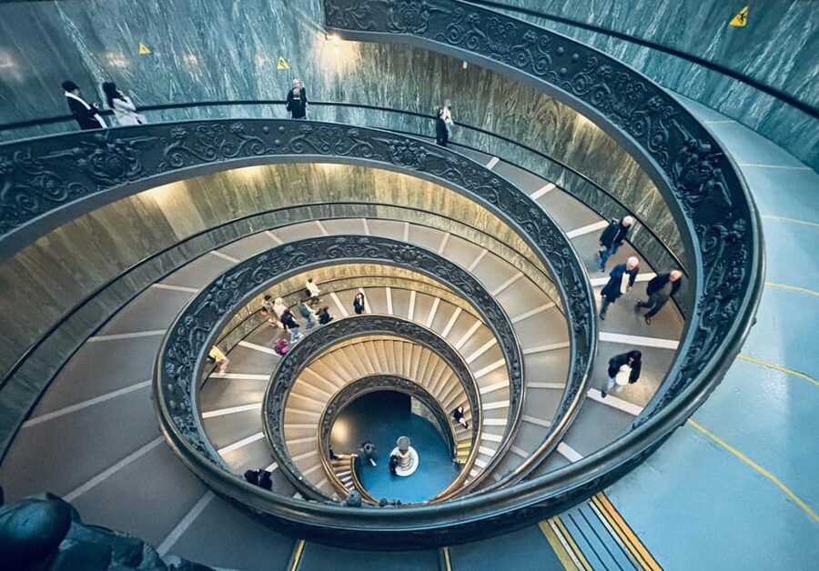 Rome: Vatican Museums Skip-the-Line Ticket - Entering with a digital ticket