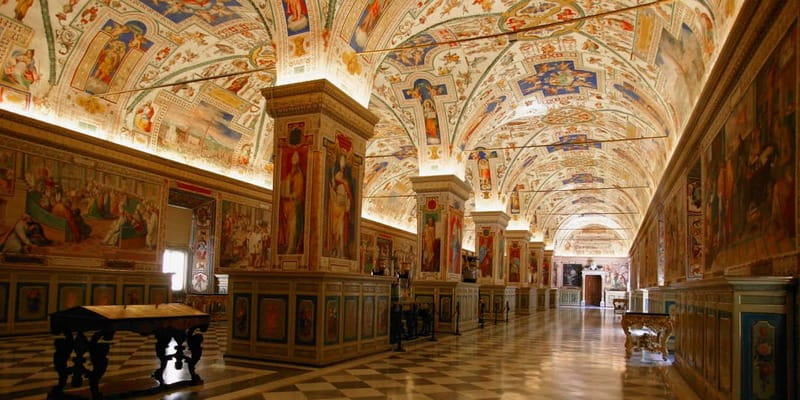 Rome: Vatican, Sistine Chapel & St. Peter's Basilica Tour - The Gallery Route: Maps, Textiles, and Too Much to See