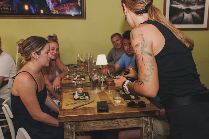 Rome: Wine Tasting in Trastevere with Food and Gelato - The guides make or break the evening