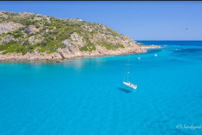 Sailing ship from Porto San Paolo (S.Teodoro-Olbia) to Tavolara, Molara - Why this sailing day is worth your time