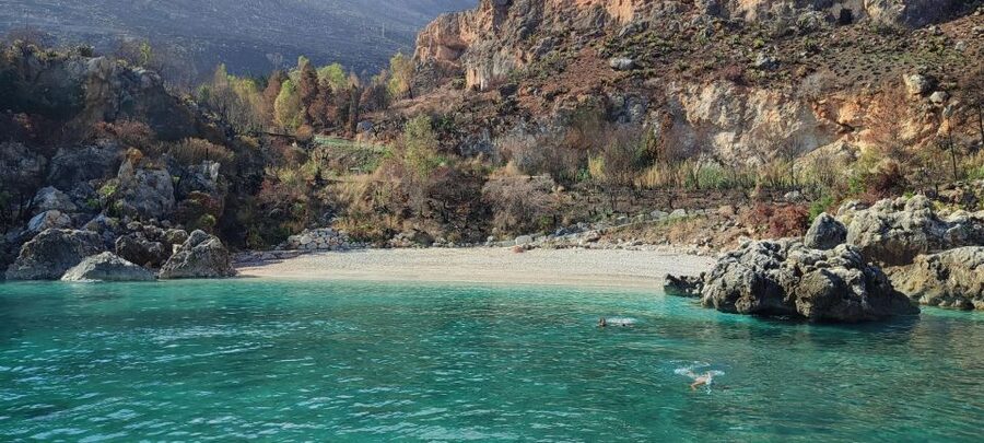 San Vito Lo Capo: Boat Trip with 3 Swimming Stops and Snacks - Cala ’Mpiso: the first swim in clear water