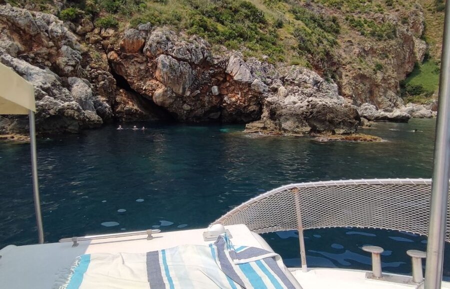 San Vito Lo Capo: Boat Trip with 3 Swimming Stops and Snacks - What you eat and drink on board