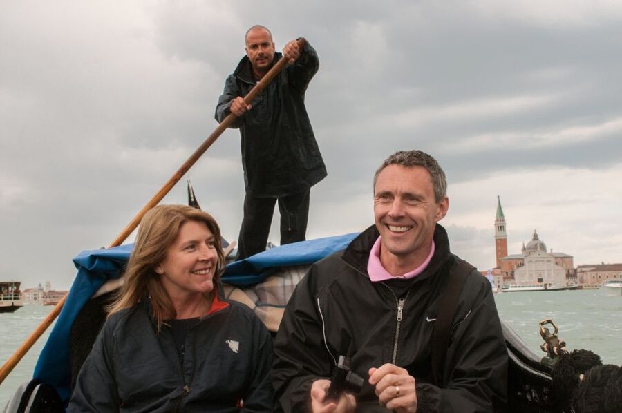 Secret Venice & Gondola Tour - The shared gondola ride near San Marco