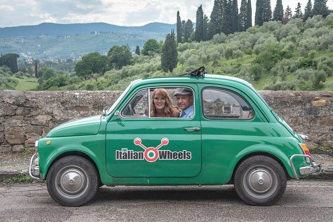 Self-Drive Vintage Fiat 500 Tour from Florence: Tuscan Hills and Italian Cuisine - Meeting in Florence and Reaching the Garage