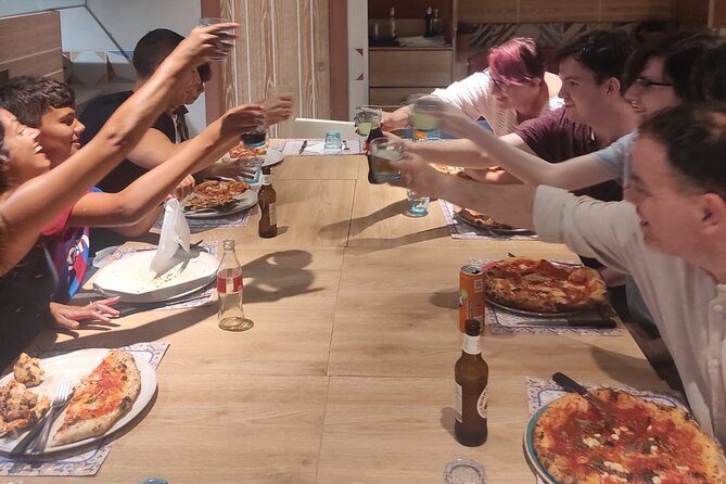 Semi-Private Pizza Making Experience in Naples with Drink - Key points at a glance