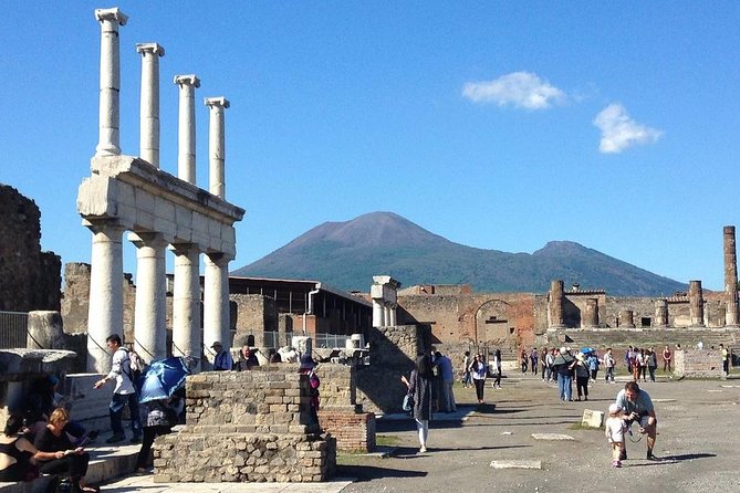 Sharing Tour of Pompeii - Casa dei Vettii and Pompeii’s Roman art