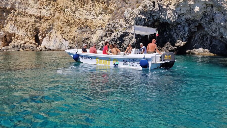 Siracusa: Ortigia & Sea Caves Speedboat Tour with Swim Stop - Why a boat ride adds something to Ortigia