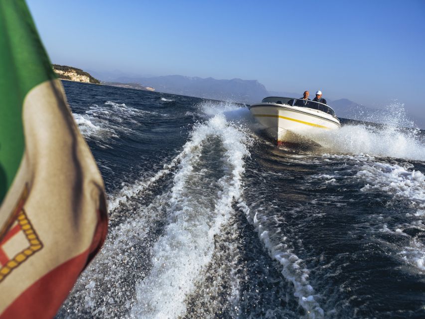 Sirmione: 25 Minute Boat Cruise around the Peninsula - The Sulfur Spring: Sirmione’s Most Unusual Sight