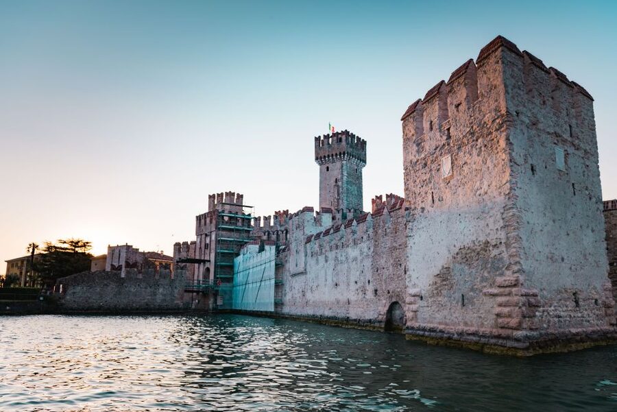 Sirmione: Sunset Boat Cruise with Local Wine - Group cruise or private boat?