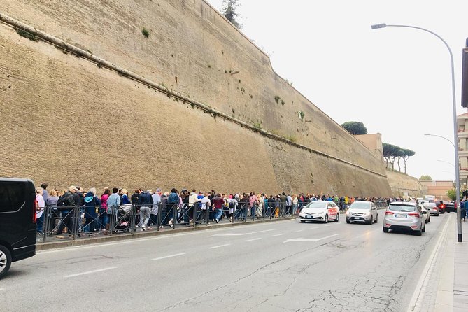 Sistine Chapel and Vatican Museum Skip The Line Ticket - Self-guided or guided option?