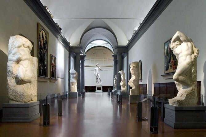 Skip-the-Line Accademia Guided Visit: David Secrets and Beyond - Key points at a glance