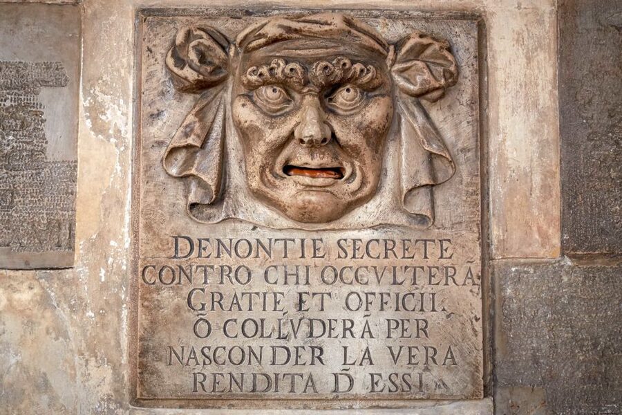 Skip-the-Line Guided Tour of Doge's Palace - The grand rooms where Venice ruled