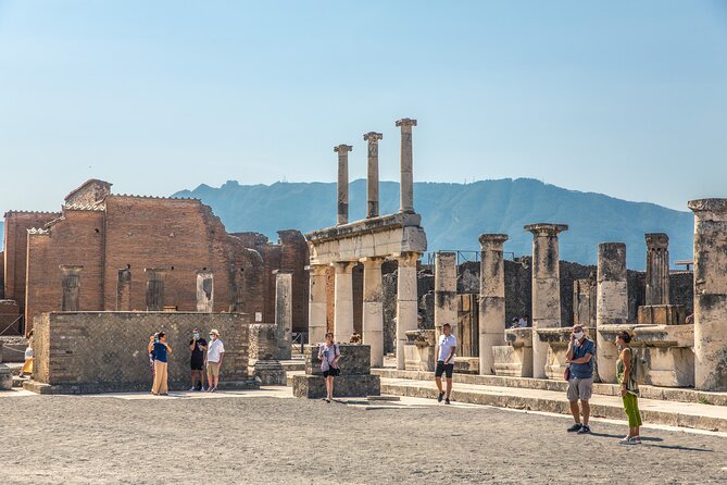 Skip-the-Line Pompeii Guided Tour from Sorrento - The coach ride from Sorrento to Pompeii