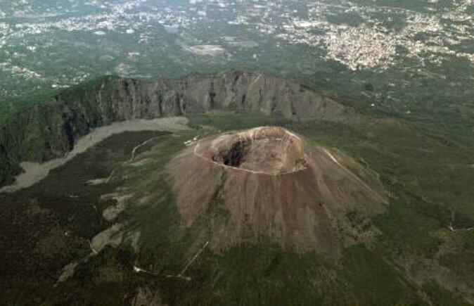 Skip-the-Line Pompeii & Mt. Vesuvius Day Trip from Naples - The Vesuvius climb at 1,000 meters