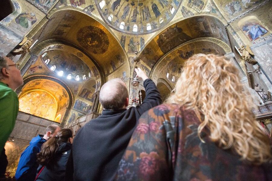 Skip the Line: St. Mark's Basilica Guided Tour - Dress rules and what to leave behind