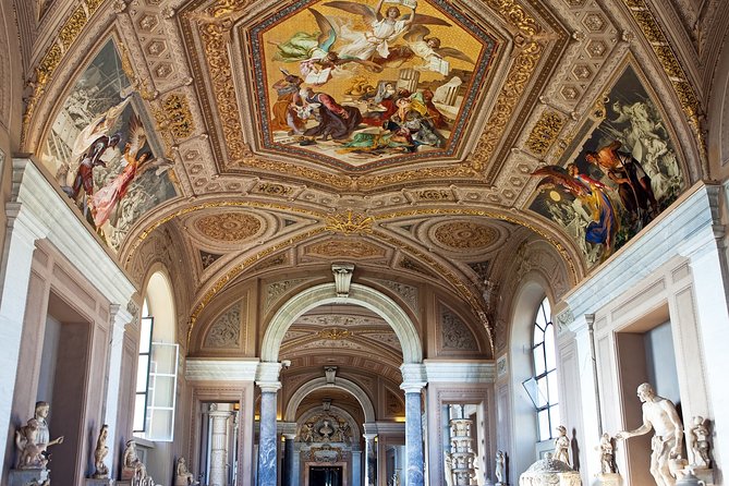 Skip The Line ticket to the Vatican Museums & the Sistine Chapel - Bags, clothing, and comfort inside the museum