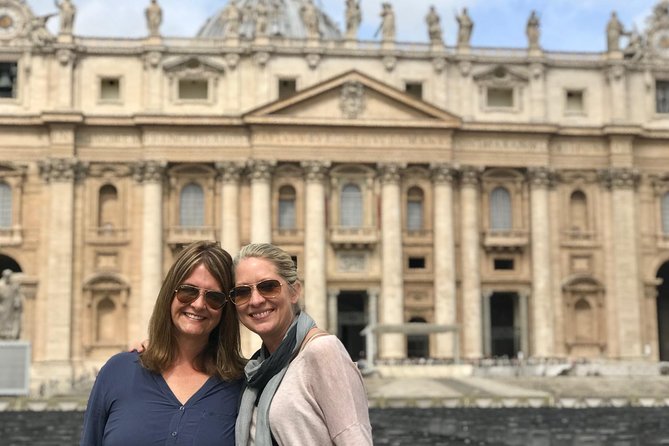 Skip-the-Line Ticket with Host - Vatican Museums & Sistine Chapel - The 8 a.m. advantage at the Vatican Museums