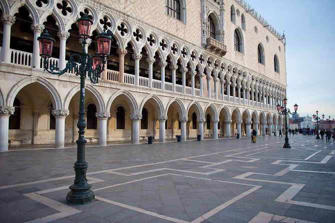 Skip the Line Venice Doge's Palace and St. Mark's Basilica Tour - Timing, pace, and the two-tour transition