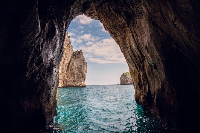Small Group Capri Island Boat Ride with Swimming and Limoncello - Why Capri Makes More Sense From a Boat