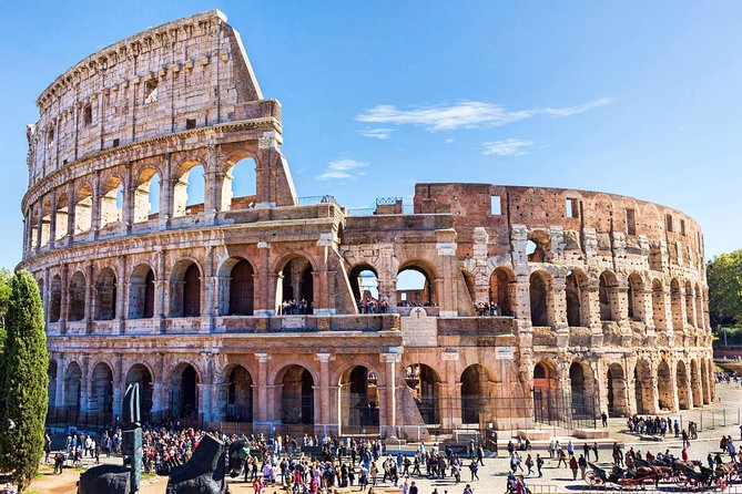 Small Group Colosseum, Roman Forum & Palatine Hill Tour - Entering the Colosseum with the right context