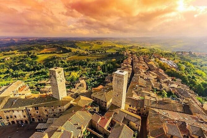 SMALL-GROUP Wine Safaris: Tuscan Wine Tasting Tours from Florence - Guides, drivers, and the group atmosphere