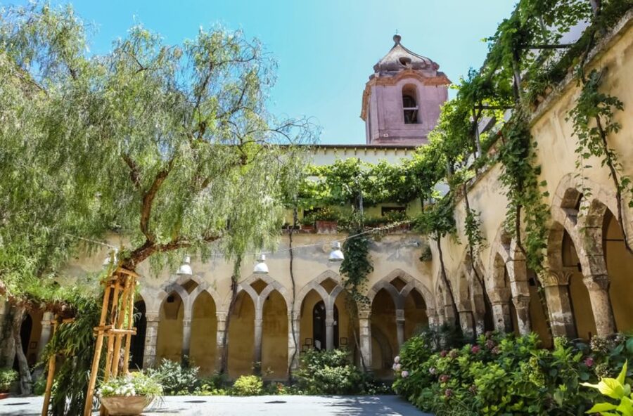 Sorrento: Guided Walking Tour & Limoncello Tasting - Why this two-hour walk works well in Sorrento