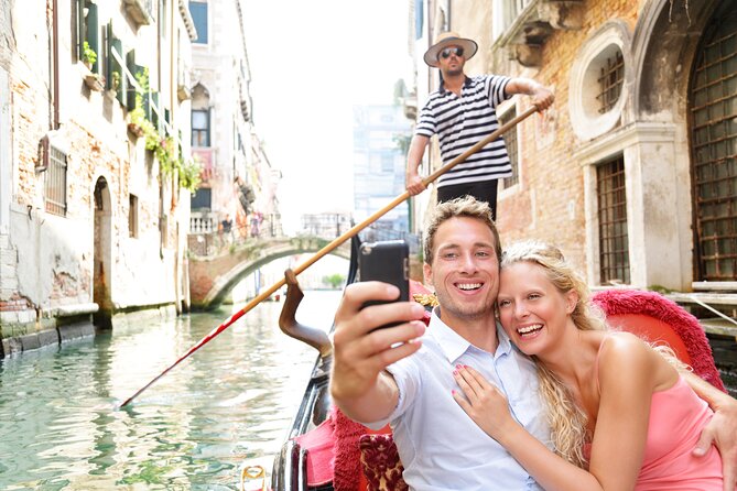 St. Mark’s Basilica Guided Tour with Venice Canals Gondola Ride - Standard tour or small-group upgrade