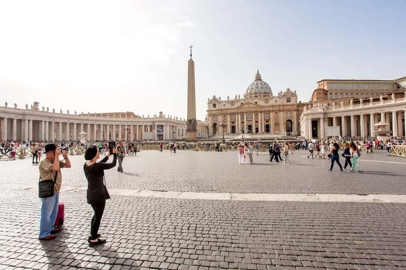 St Peter's Basilica Express Guided Tour with Dome Climb - Practical ways to make the visit easier