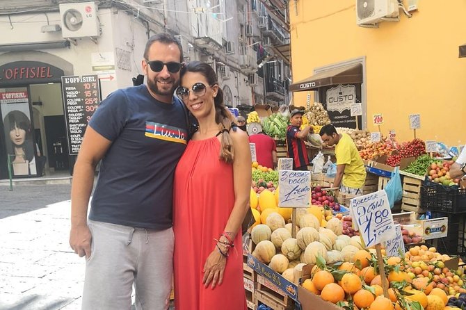 Street food in Naples with 6 Stops and Limoncello - What the two-hour format really means