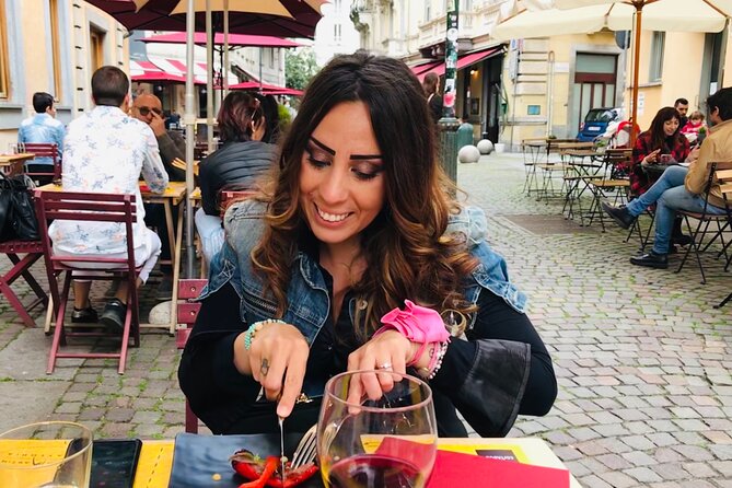StreetFood D'Luxe Experience: Tastes of Turin | Semi-Private - Abram and Cecilia give the food a human voice