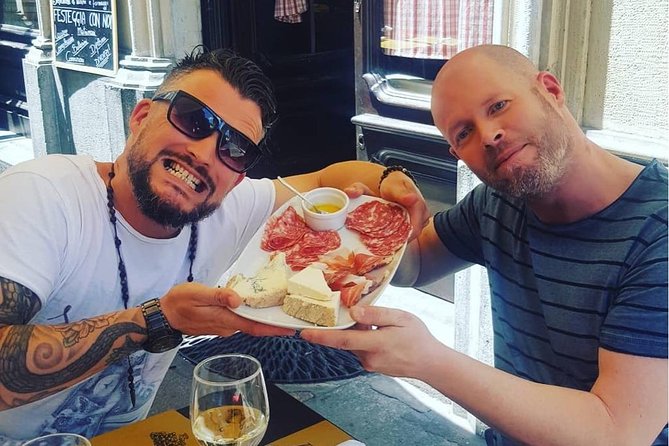 StreetFood D'Luxe Experience: Tastes of Turin | Semi-Private - How much food and drink should you expect?
