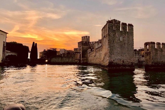 Sunset Tour in Sirmione - Aquaria and Sirmione’s thermal waters