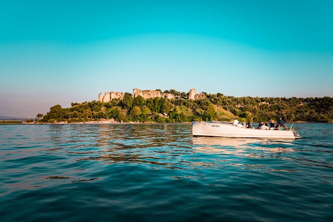 Sunset Tour in Sirmione - Villa Maria Callas and the first views