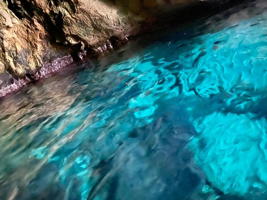 Syracuse: Boat Trip of Ortigia Island and Sea Caves - Castello Maniace from the sea