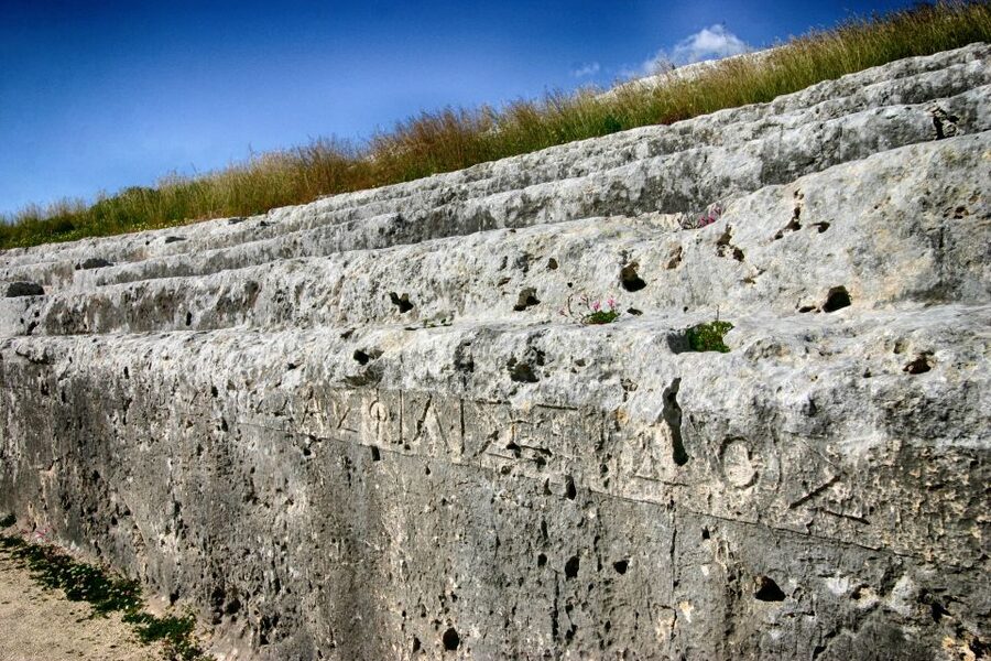 Syracuse: Neapolis Archaeological Park Small Group Tour - The Altar of Hiero II and the scale of ancient power